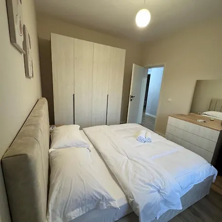 Voyage Apartament Tirana